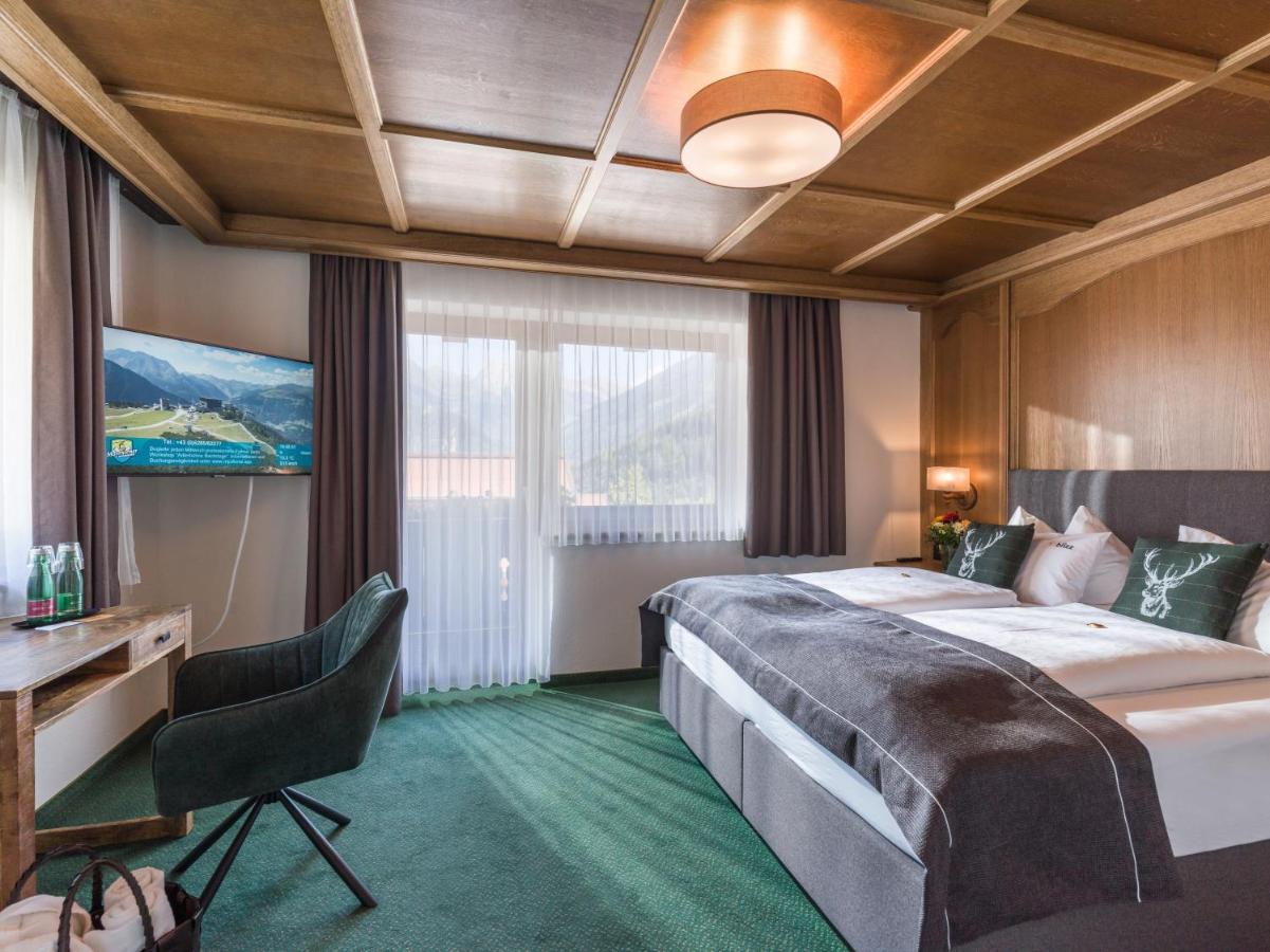 Hotel Blizz Finkenberg Zewnętrze zdjęcie
