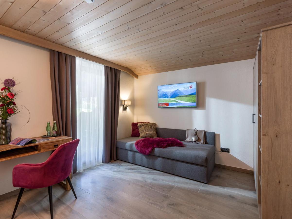 Hotel Blizz Finkenberg Zewnętrze zdjęcie