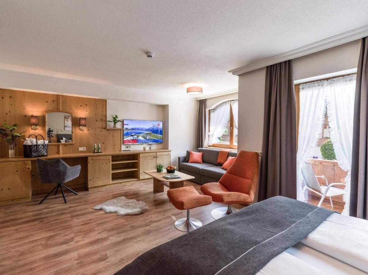 Hotel Blizz Finkenberg Zewnętrze zdjęcie