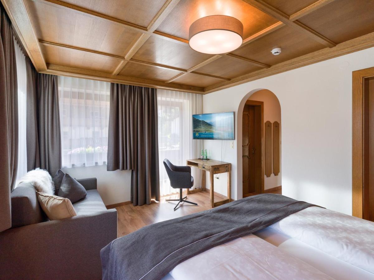 Hotel Blizz Finkenberg Zewnętrze zdjęcie